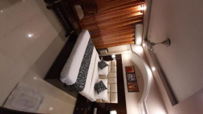 Krishna Inn  Нью-Дели
